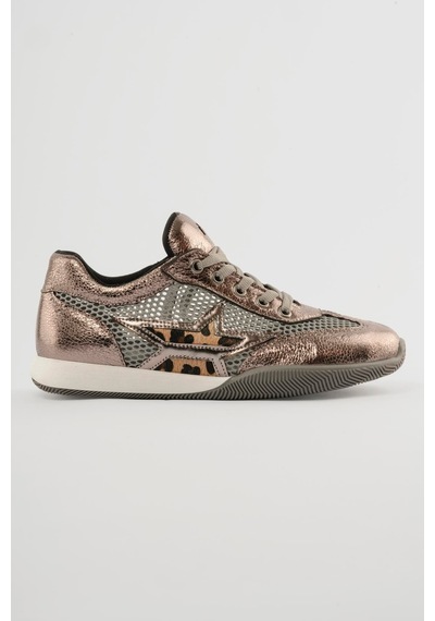 Mubiano Kadın Sneaker Fileli Rugan Detaylı Leopar Yıldızlı Spor Ayakkabı İlya Platin Platin Mubiano Kadın Sneaker Fileli Rugan Detaylı Leopar Yıldızlı Spor Ayakkabı İlya Platin Platin