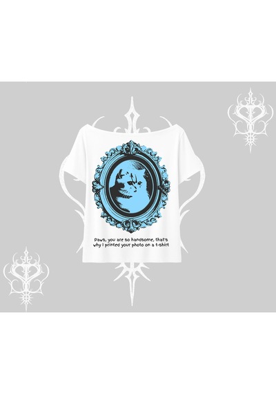 Tarzsokak Çerçeveli Kedi Baskılı Kayık Yaka Tshirt Beyaz