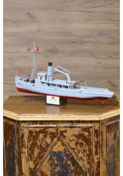 TCG Nusret Mayın Gemisi Maketi