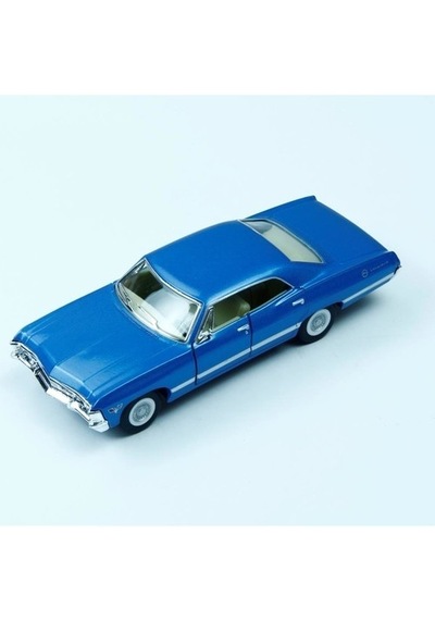 Kinsmart 1967 Chevrolet Impala 1:43 Mavi Çek Bırak Model Araba