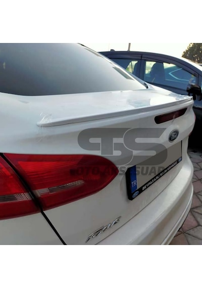 Ford Focus 3- 3,5 Bagaj Üstü Slim Spoiler Piano Black Parlak Beyaz (Sts Oto Aksesuar)