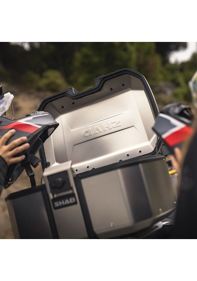 Tr55 Silver Motosiklet Arka Çanta 55 Litre Kapasiteli Top Case Motor Çanta Alüminyum Çok Renkli