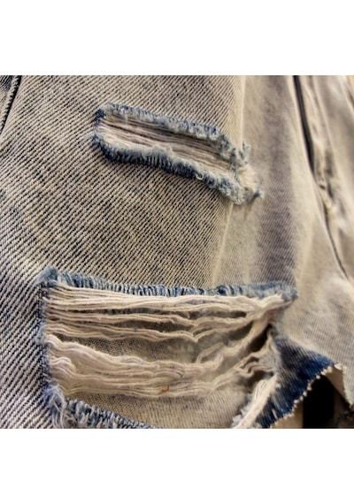Fashion Cocktail Yırtık Sökük Detaylı Cepli Eskitme Taşlama Püsküllü Cepli Yüksek Bel Kadın Denim Kot Şort Açık Mavi Fashion Cocktail Yırtık Sökük Detaylı Cepli Eskitme Taşlama Püsküllü Cepli Yüksek Bel Kadın Denim Kot Şort Açık Mavi