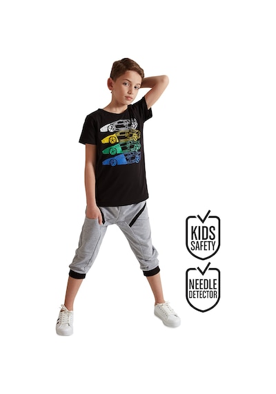 4 Cars Erkek Çocuk T-shirt Kapri Şort Takım