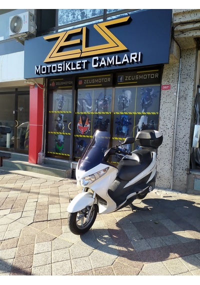 13-22 Suzuki Burgman 200 Cam 64Cm 4Mm Koyu Füme Zeus
