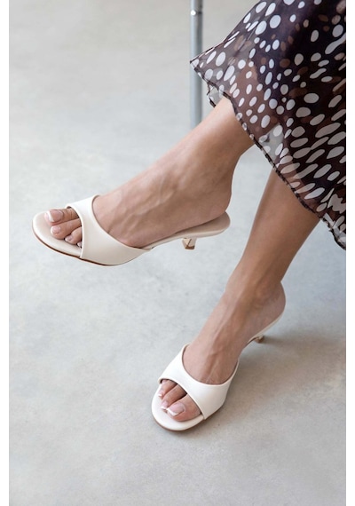 Wolk Shoes Denis Kadın Topuklu Kırışık Deri Sandalet Bej