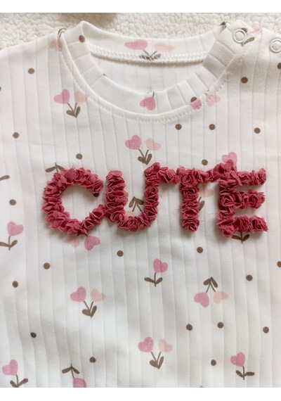 Bilge Trend Kız Bebek Çiçekli Fırfır Detaylı Pamuklu Penye Takım Pembe