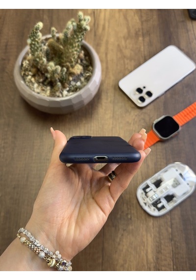 Apple iPhone 11 Uyumlu Süper İnce Mat Ultra Thin Silikon Kılıf Lacivert