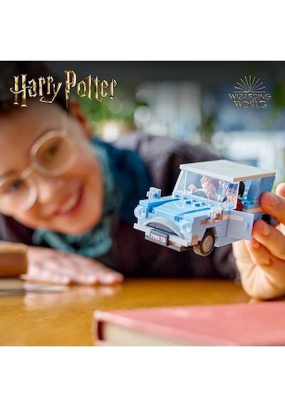 LEGO® Harry Potter(tm) Uçan Ford Anglia(tm) 76424 7+ Yaratıcı Oyuncak Yapım Seti - 165 Parça