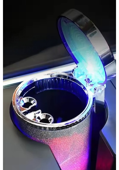 Rgb Işıklı Açılır Kapanır Kapaklı Oto Araç İçi Masa Üstü Küllük Kül Tablası Işıklı Dekoratif Küllük