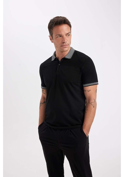 Defacto Slim Fit Dar Kesim Polo Yaka Kısa Kollu Pamuklu Tişört D0033AXNS Siyah Defacto Slim Fit Dar Kesim Polo Yaka Kısa Kollu Pamuklu Tişört D0033AXNS Siyah