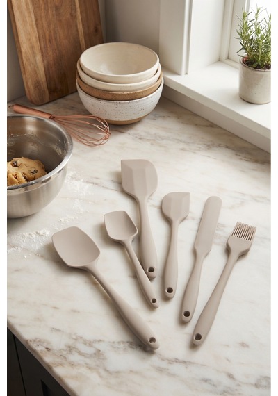 6'lı Bej Silikon Spatula Seti Isıya Dayanıklı Silikon Mutfak Gereçleri Hamur Kazıyıcı, Pasta Spatulası, Silikon Fırça Yapışmaz Tencere Ve Tava Uyumlu Bej Bej