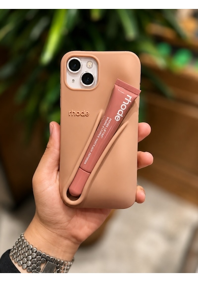 Apple iPhone 14 Plus/15 Plus Uyumlu Sütlü Kahve Toast Ruj Bölmeli Telefon Kılıfı Ruj Hediyeli Şeffaf