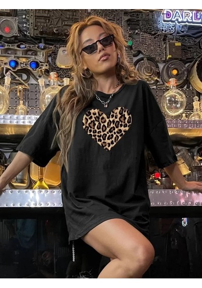 Kadın Leopar Kalp Baskılı Tişört Kısa Kol Bisiklet Yaka Oversize T-shirt - Siyah