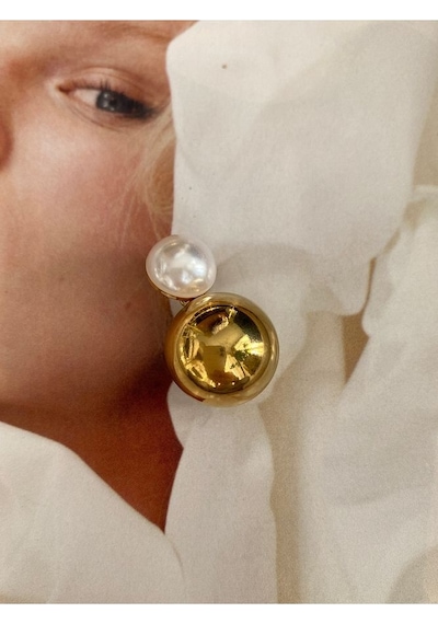 Pinery Jewels Vintage İncili Top Sallantılı Paslanmaz Çelik Kadın Küpe Çifti Altın