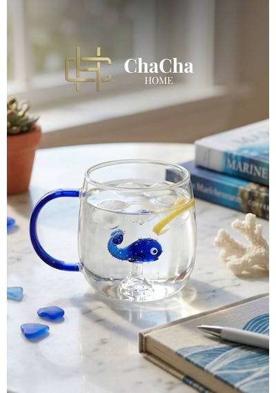 Chacha Home Figürlü Borosilikat Cam Kupa 350 Ml - Renkli Kulplu Bardak - El Yapımı Cam Figürlü Sunum Kupası Balina Figür