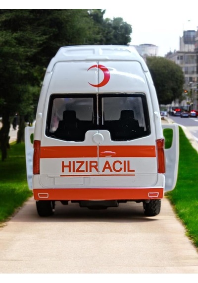 Metal Çek Bırak Sesli Ve Işıklı Ambulans 1/36 Ölçek Diğer