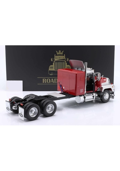 1/18 Mack Rl 700l Truck Year 1974 Red Metallic / Silver 1:18 Road Kings