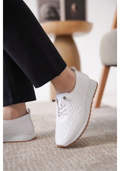 Daxtors D0155 Günlük Ortopedik Kadın Sneaker Spor Ayakkabı Beyaz