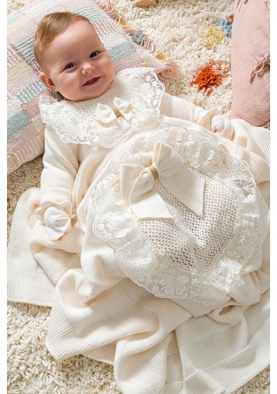 Momercy Dantelli Fiyonk Detaylı Kız Bebek Triko Hastane Çıkışı Beşli Set - Ekru