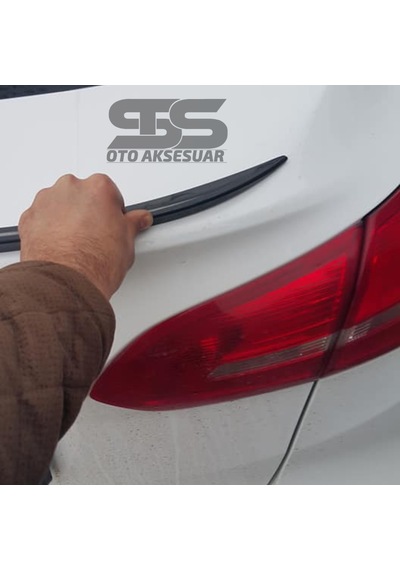 Sts Oto Aksesuar Ford Focus (2012-2018) 3, 3.5, 4 Sedan Kasa Bagaj Üstü Spoiler Piano Black (Parlak Siyah)