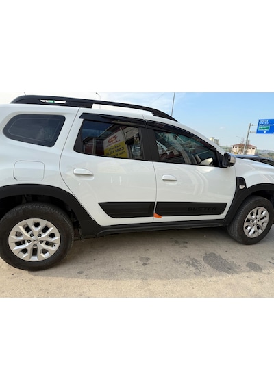 Dacia Duster 2018-2023 Model Arası Yan Kapı Koruması Yazılı