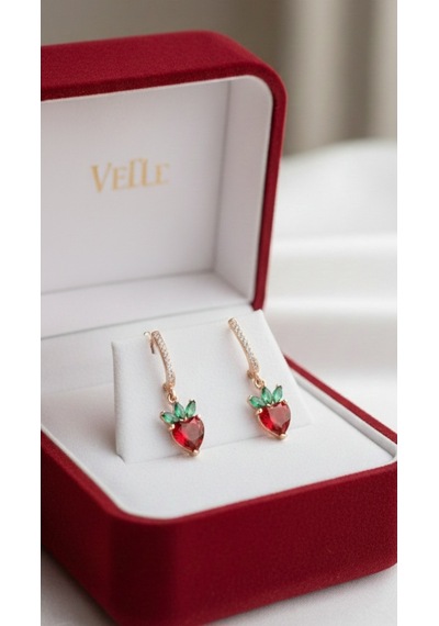 Çekirdekjewelry 925 Ayar Gümüş Kalplı Taşlı Çilek Küpe Rose