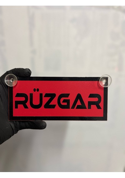 Kırmızı Renk Üzeri Siyah Renk Rüzgar Yazılı Vantuzlu Cam Süsü