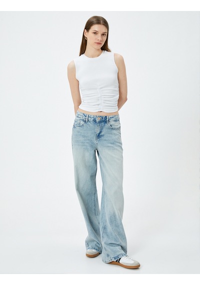 Koton Crop Fitilli Atlet Bisiklet Yaka Drapeli Pamuklu Beyaz 4sak10103ek Beyaz