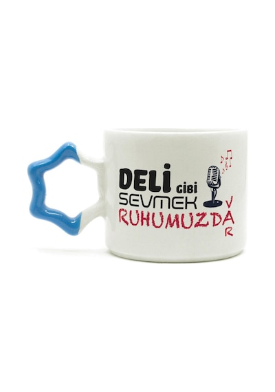 Deli Gibi Sevmek Ruhumuzda Var Baskılı Mavi Kulplu Yıldız Kupa