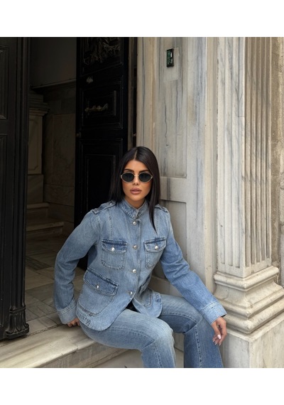 Out Of Standart Kadın Regular Fit Düğme Detaylı Denim Ceket İce Blue