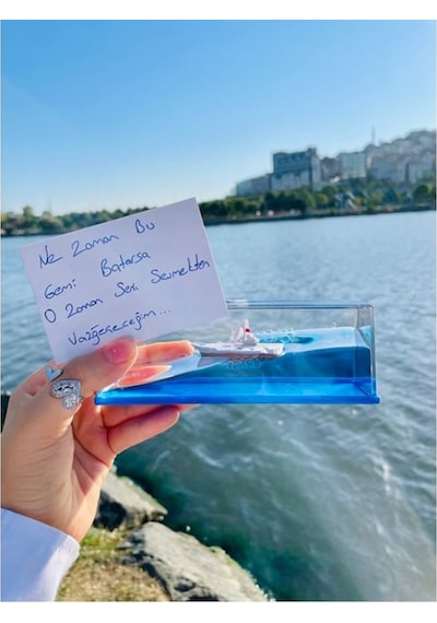 Dekoratif Biblo Hediye Ne Kadar Sallarsan Salla Batmayan Gemi Akv