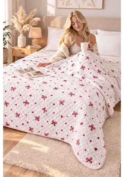 Laila Kapitone Pamuklu Çift Kişilik 200 X 230 Cm Çok Amaçlı Yatak Örtüsü / Pike Kırmızı