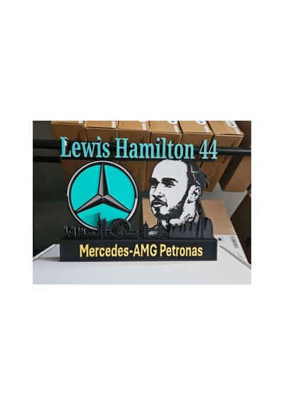 Hamilton Mercedes Masa Dekoru