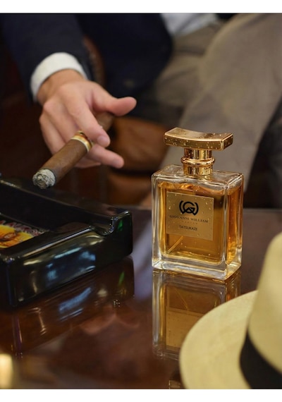 Tatsukaze Erkek Parfum Güçlü Kalıcı Rom Akoru, Vhisky Aroma, Amber, Odunsu Notalar Meyveli