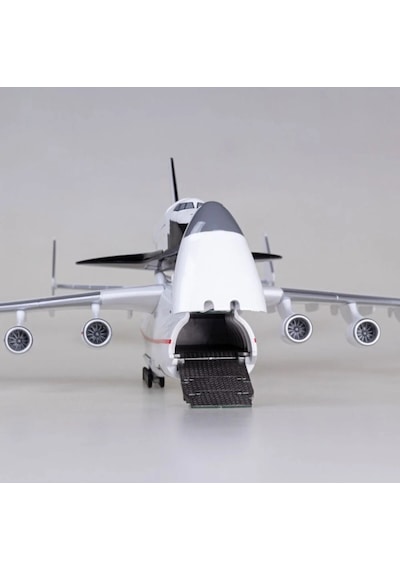 Antonov Mriya Ve Uzay Mekiği Buran Model Uçak 1/200 Ölçek 42cm