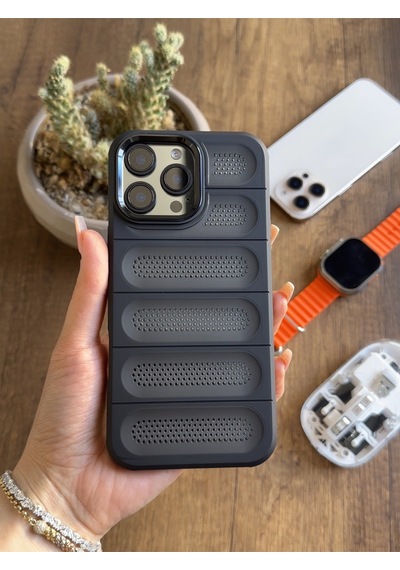 Apple iPhone 15 Pro Max Uyumlu Darbelere Hava Filtreli Yüksek Kamera Korumalı Şık West Silikon Kılıfı Siyah Apple iPhone 15 Pro Max Uyumlu Darbelere Hava Filtreli Yüksek Kamera Korumalı Şık West Silikon Kılıfı Siyah