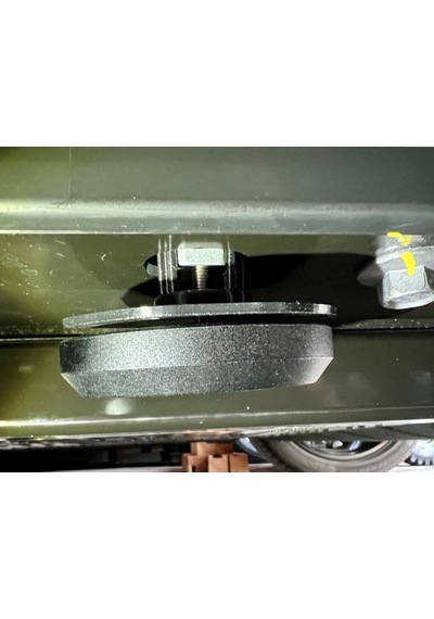 Ford Mustang Mach-e Liftpoint Puck Contası