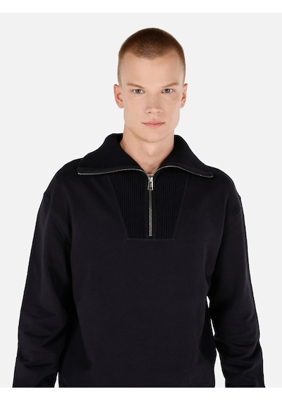 Colin's Colins Normal Kesim Fermuarlı Dik Yaka Siyah Erkek Sweatshirt Cl1071231 Siyah Colin's Colins Normal Kesim Fermuarlı Dik Yaka Siyah Erkek Sweatshirt Cl1071231 Siyah