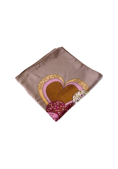 Tikitonki Kalp Desenli Kare Kesim Saten Bej Rengi Eşarp - 90x90 Karışık Karışık