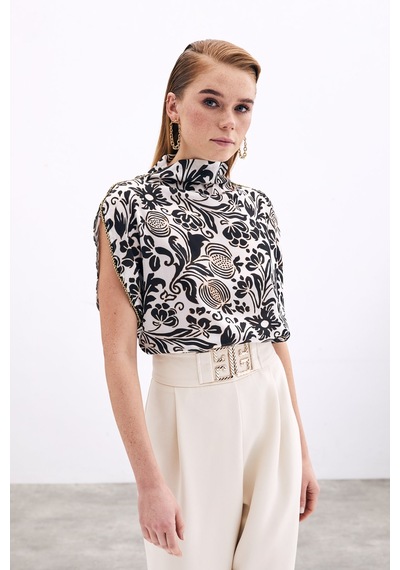 Sateen Aksesuarlı Yarasa Kol Bluz - Siyah-135760 Siyah