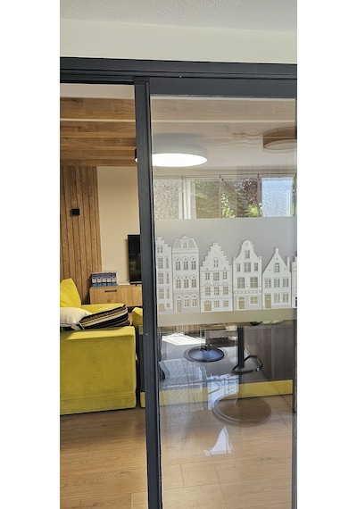 Technosmart 45x150cm Dekoratif Şehir Temalı Buzlu Cam Filmi Statik Kaplama Mutfak Ofis Banyo Pencere