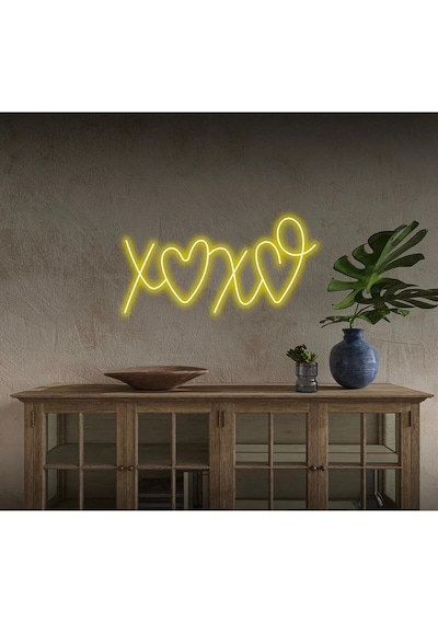 Xoxo Yazılı Ve Şekilli Neon Tabela Sarı