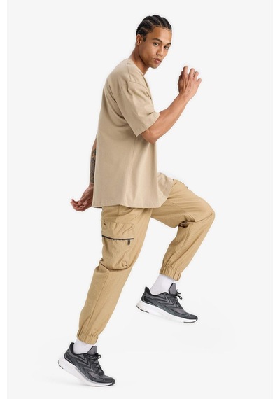 DeFactoFit Oversize Geniş Kalıp Kargo Cepli Sporcu Dokuma Pantolon C1528AX24SMBG315