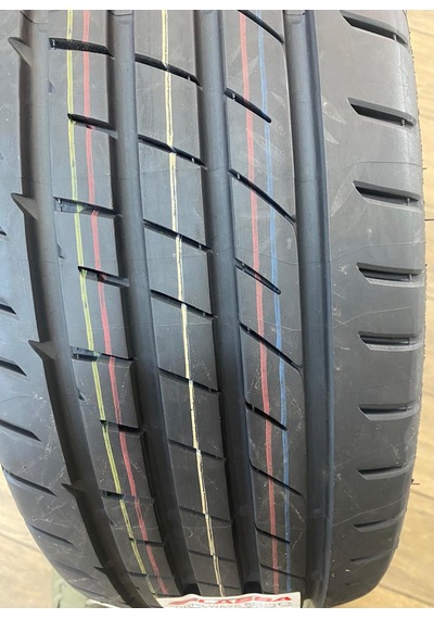 235/40R18 95Y XL LASSA DRIVEWAYS SPORT+ (A/C/71) (YAZ)(2025)