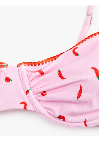 Koton Koton X Sibil Çetinkaya - Kroşe Detaylı Biber Baskılı Balenli Bikini Üstü Çıkarılabilir Askılı Pembe Desenli 6sak10257mm Koton Koton X Sibil Çetinkaya - Kroşe Detaylı Biber Baskılı Balenli Bikini Üstü Çıkarılabilir Askılı Pembe Desenli 6sak10257mm