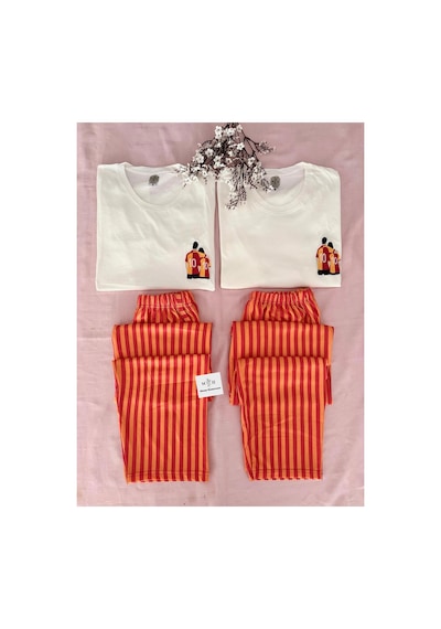 Mh Moony Homewears Kadın Tekli Kırmızı Sarı Aşk Pijama Çift Pijamasının Kadını Sarı