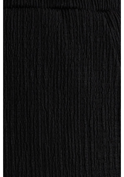 Tudors Erkek Slim Fit Dar Kesim Apaş Yaka Beli Bağcıklı Siyah Gömlek Şort Takım-37571 Siyah Tudors Erkek Slim Fit Dar Kesim Apaş Yaka Beli Bağcıklı Siyah Gömlek Şort Takım-37571 Siyah