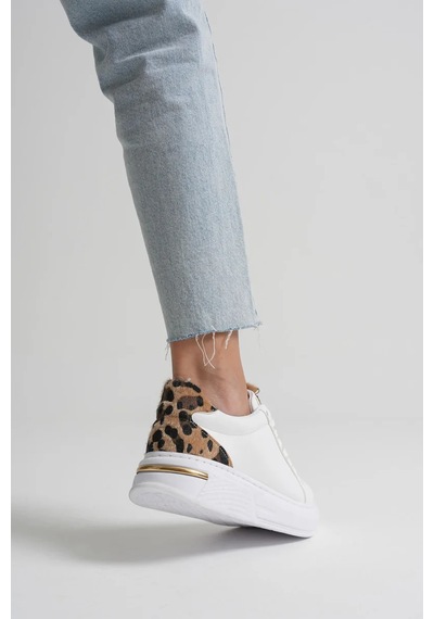 Trendella Leopar Detaylı Beyaz Kadın Spor Ayakkabı Tr01ms03c
