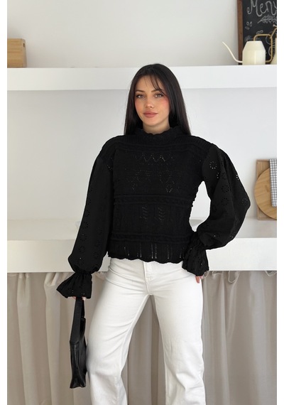 Femelle Siyah Fisto Brode Detaylı Triko Bluz Standart Beden